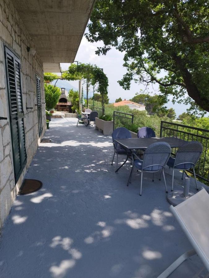 Apartments Mare - 150 M From Beach Brela Eksteriør bilde